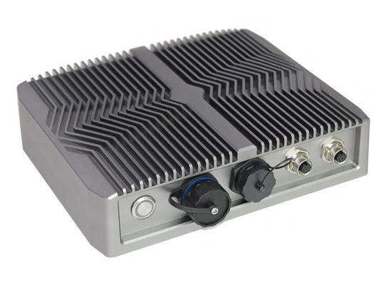 Il centro RS232 del quadrato del PC X86 Intel I5-8265U di Mini Industrial Embedded Box per il chiosco