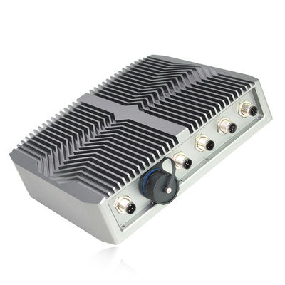 IP65 ottavo PC incastonato industriale Fanless della scatola di GEN I3 I5 I7 con il RJ45